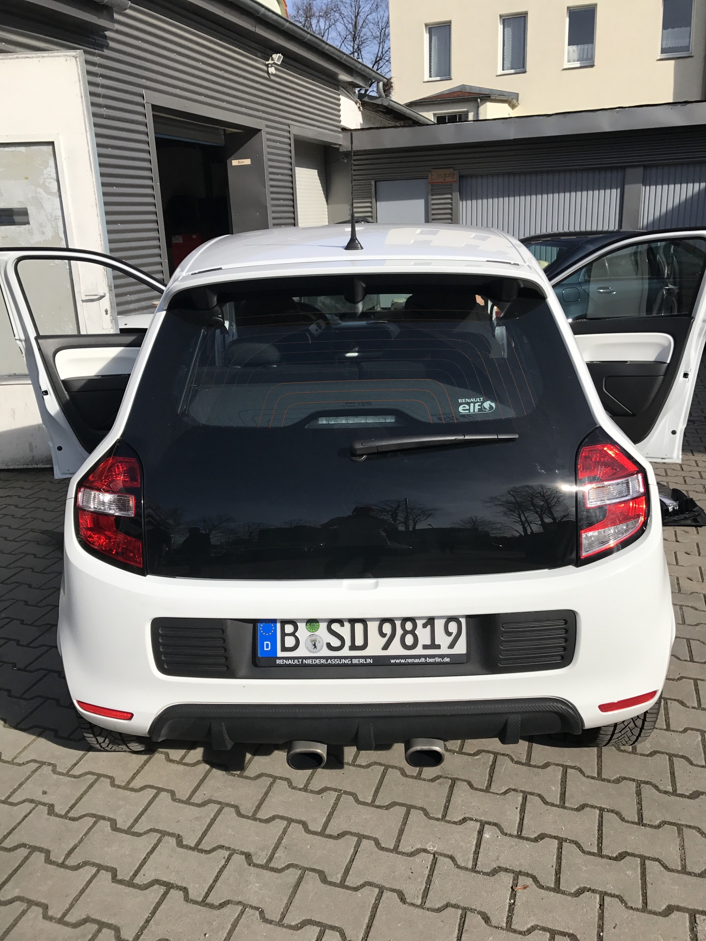 Renault Zeichen und twingo weg :)